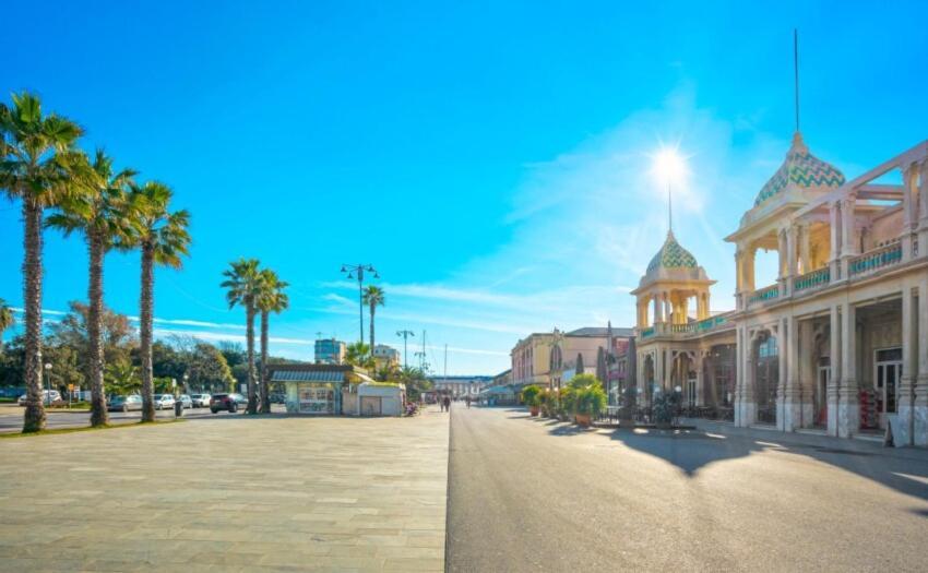Glamour Viareggio Luaran gambar