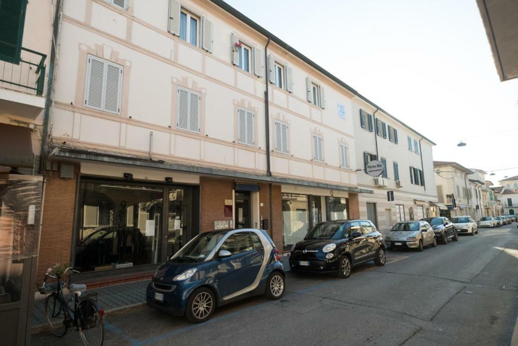 Glamour Viareggio Luaran gambar